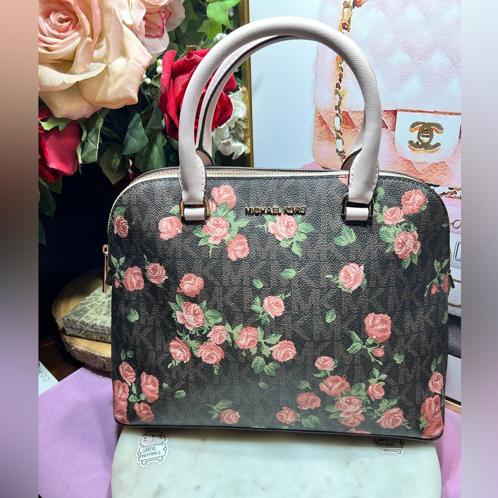 Michael Michael Kors  Rare Cindy Brown Multi Lg Dome With Roses  Print NWOT - Picture 7 of 12